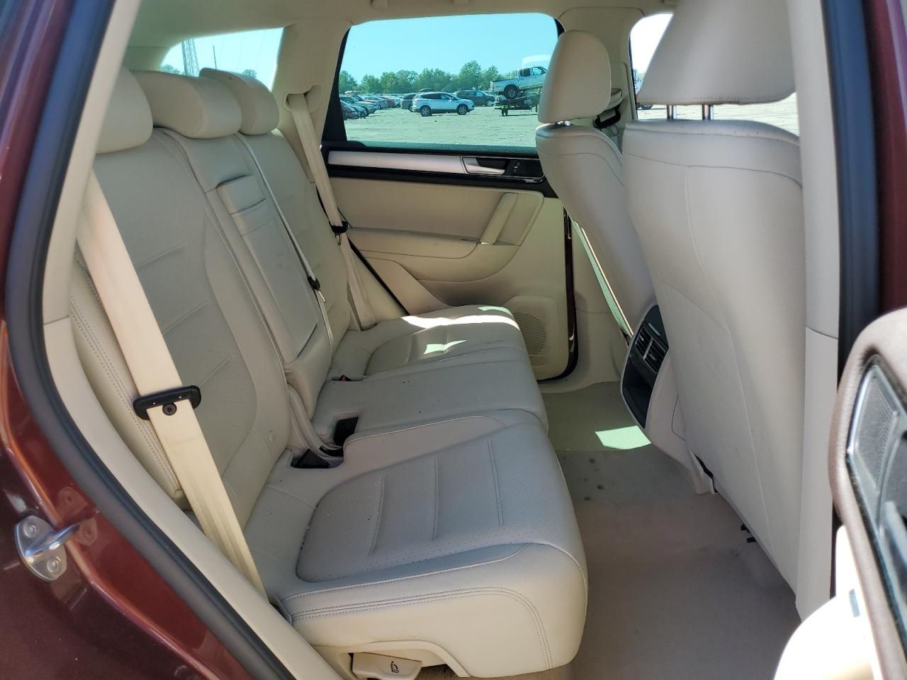 2017 VOLKSWAGEN TOUAREG SPORT 2017 VOLKSWAGEN TOUAREG SPORT