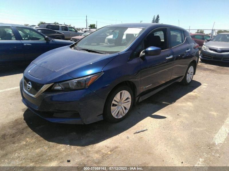 Nissan leaf sv Nissan leaf sv